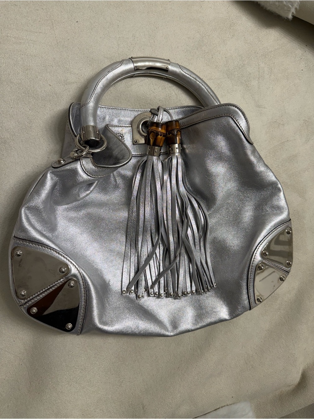 Gucci Metallic Silver Leather Tassel Shoulder Bag